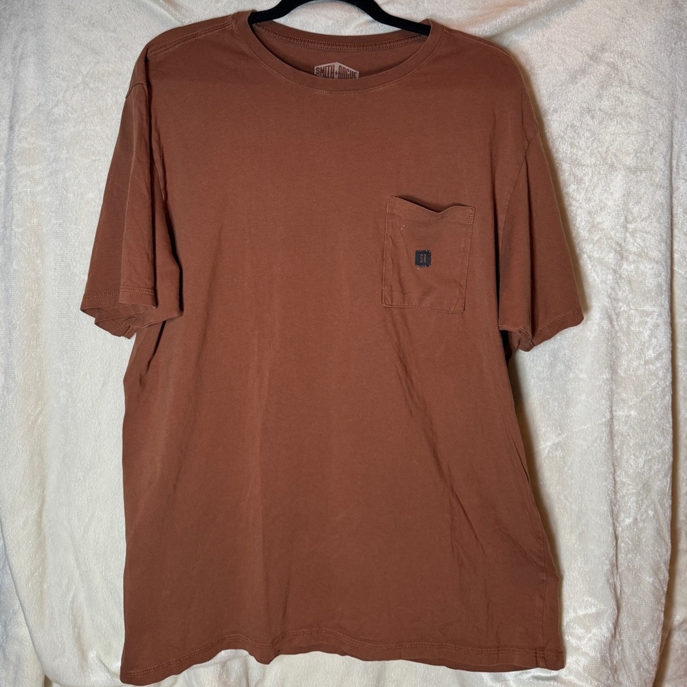 Smith & Rogue Mocha Brown T-Shirt. Great quality